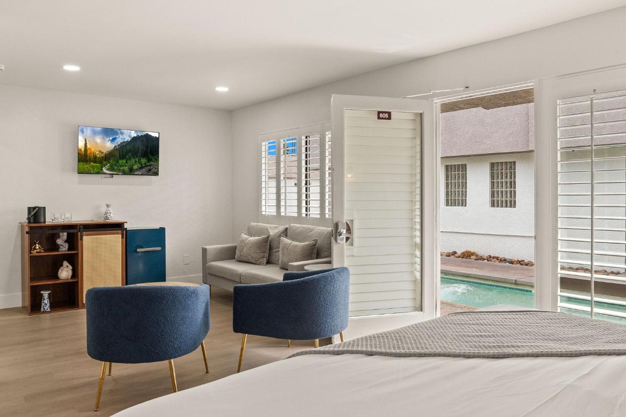 Casa Oliver Hotel & Resort - A Men'S Clothing Optional Resort In Palm Springs Bagian luar foto